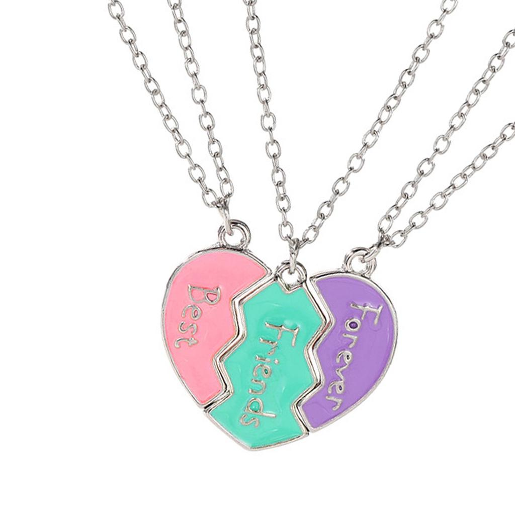 3pcs Heart Puzzle Friendship Necklace Set Symbolizing Portable Bonding for Trendy Women and Fashion Enthusiasts