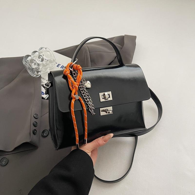 Сумка-тоут премиум-текстуры в стиле ретро, женская, новая коллекция 2025, маленькая квадратная сумка-мессенджер, популярная универсальная текстурная сумка на плечо