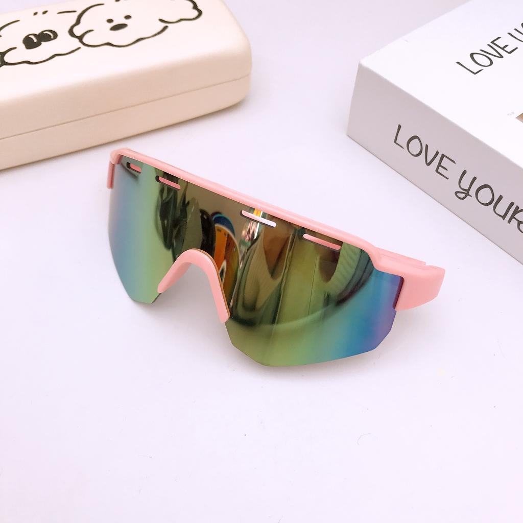 Детские солнцезащитные очки Спортивные лыжные очки с большой оправой Велосипедные ветрозащитные очки Мальчики Анти-ультрафиолетовые красивые солнцезащитные очки