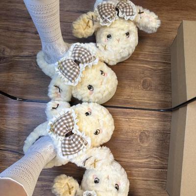 Самые продаваемые женские туфли, толстоподошлёпные и универсальные шлёпанцы