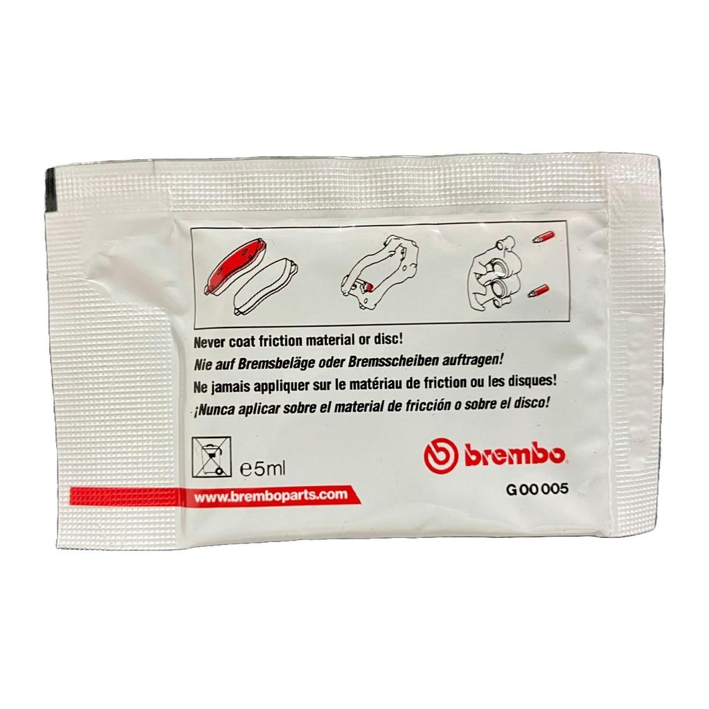 Brembo Ceramic Disc Pads (Front Set) for Daihatsu Hijet S32-S33 and Atrai