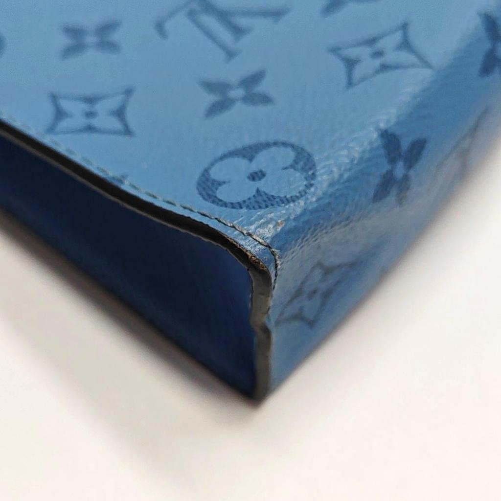 [Pre-Owned] Pochette Voyage Mm Fashionable Versatile Portable Classic Monogram Canvas And Leather Toiletry Bag - Very Good #8RYVIS