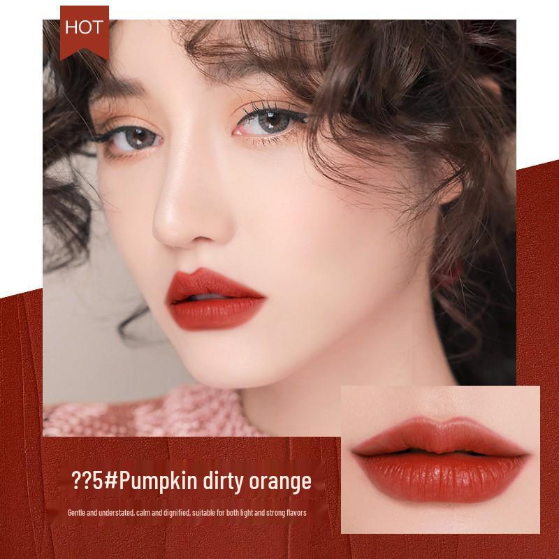 Губная помада Oupi Charming Color: Увлажняющий, Стойкий и Устойчивый к выцветанию.