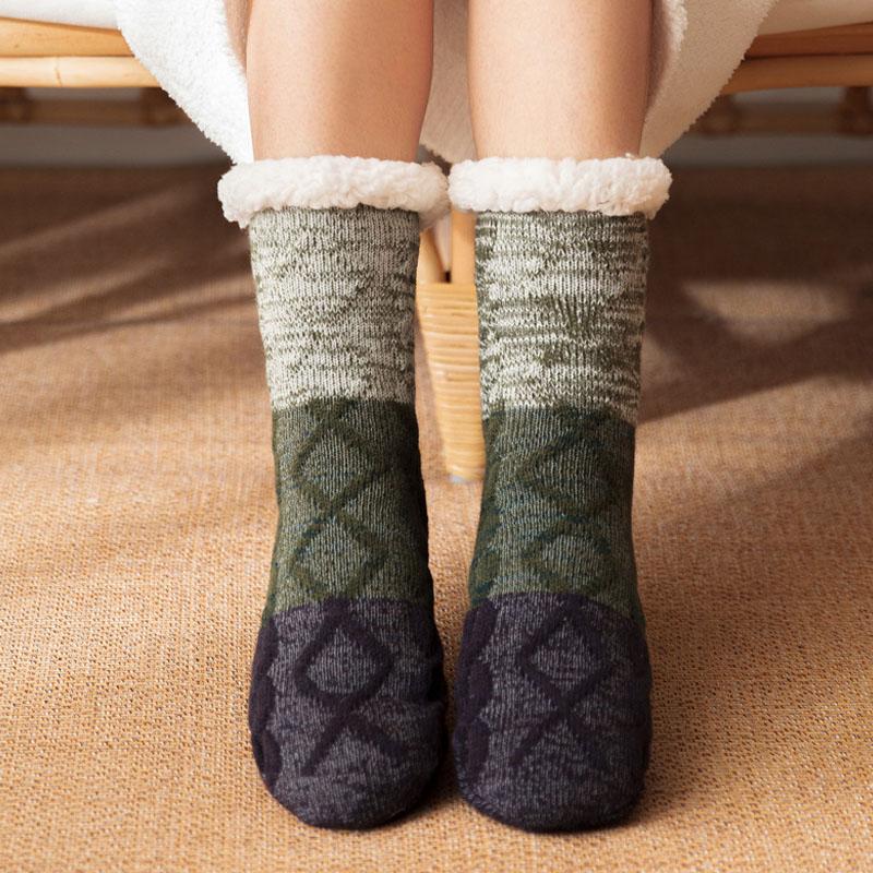 Зимние хлопковые носки, утепленные удобные женские носки в полоску до середины икры, теплые чулки для сна, рождественский подарок, домашние носки с ковровым покрытием