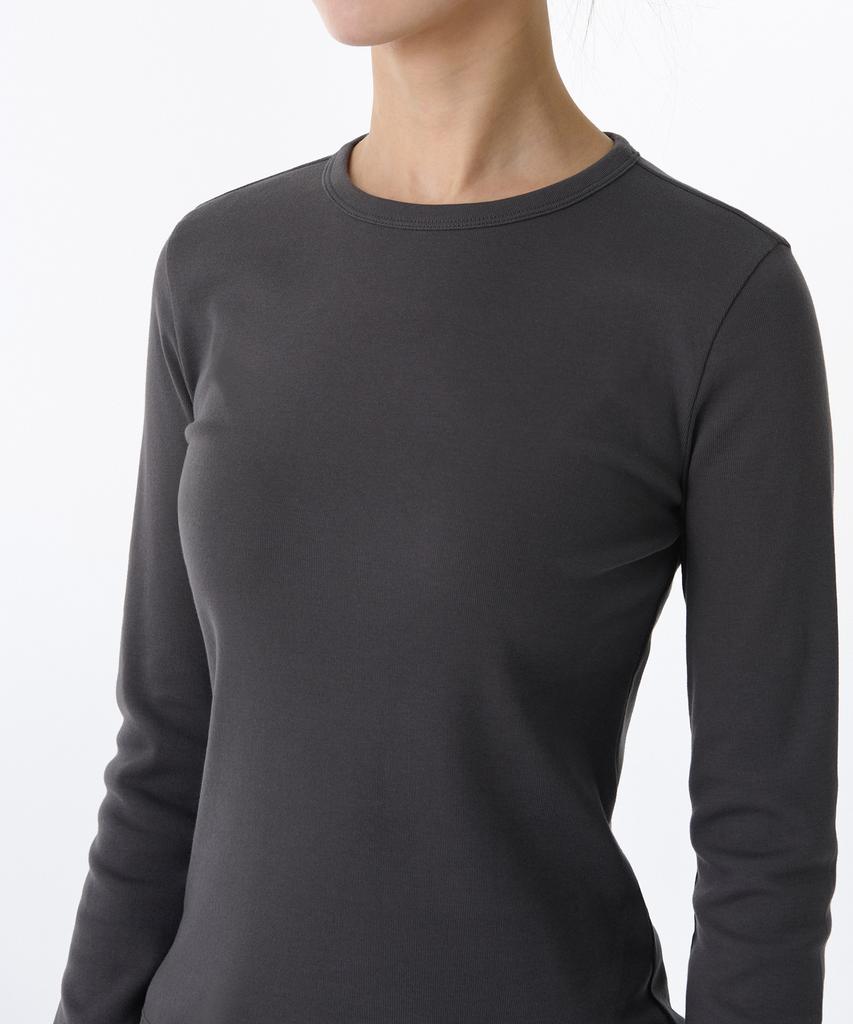 MUSINSA STANDARD WOMAN Женская облегающая футболка с круглым вырезом и длинным рукавом [Темно-серый]