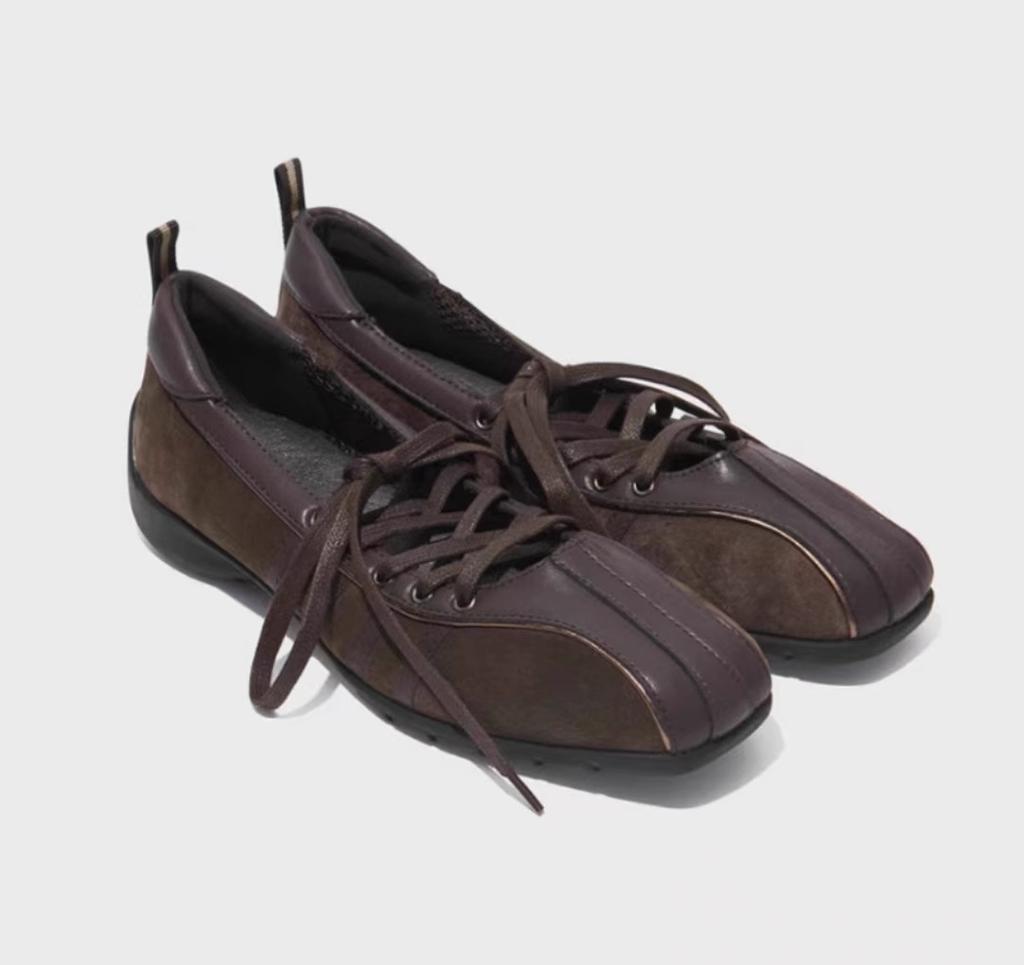 Версия из овчины~ 2025 новые французские балетки с квадратным носком в стиле ретро, женская универсальная повседневная обувь