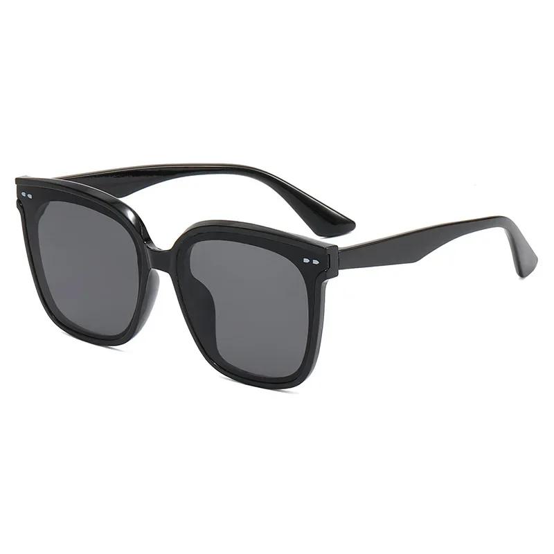 Plain Square Sunglasses for Women Men Vintage Classic Designer Sun Glasses Fashion Brand Travel Shades Oculos De Sol