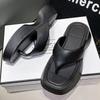 Fashion Thick Soled Sandals Women Girl Wearing Summer Luxury Sandals EVA Flip Flops Slides Women External Wear Beach Slippers