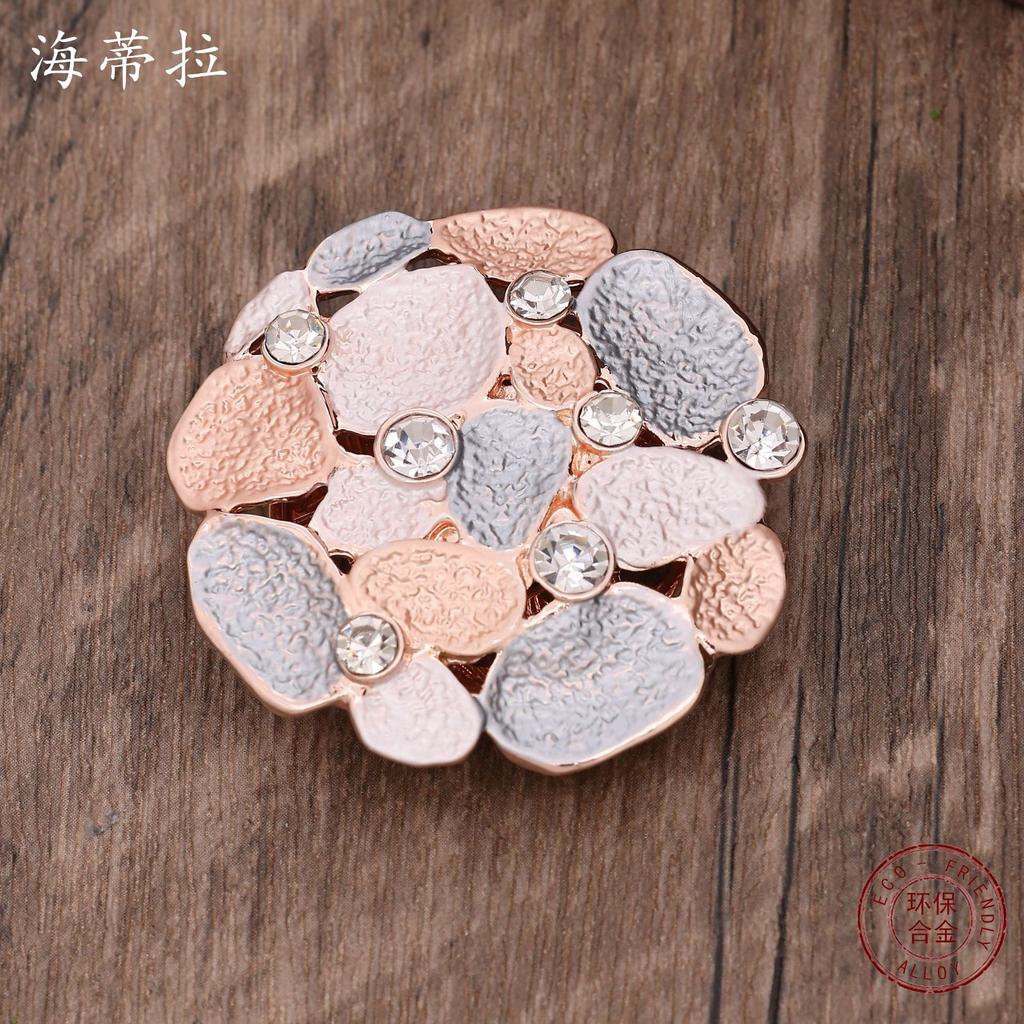 Новая геометрическая ажурная брошь-магнит в виде лепестка, банкетная женская брошь-магнит с универсальным дизайном, подчеркивающая высокий класс