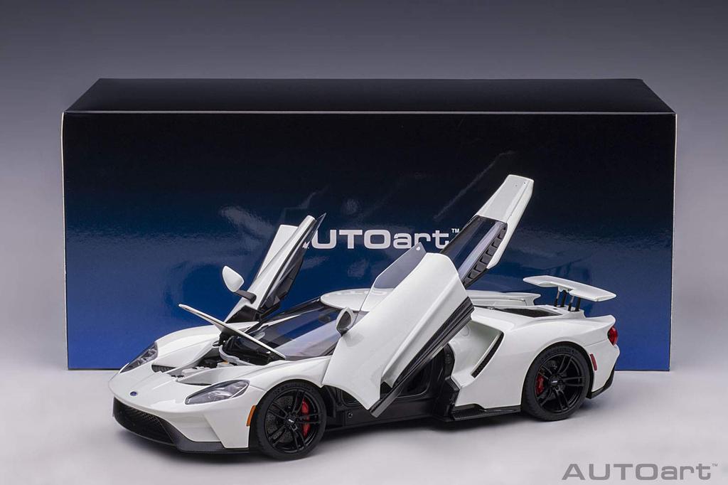 AUTOart 1/18 Scale Ford GT 2017 White Finished Product