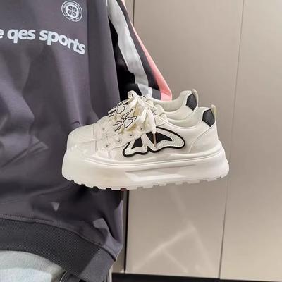 Белые женские кроссовки на платформе, весенние спортивные кроссовки на шнуровке, универсальные повседневные кеды