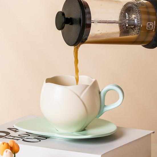 1 комплект кофейной чашки, керамическая кофейная кружка-тюльпан с подставкой, гладкая поверхность, термостойкая чайная чашка для дома