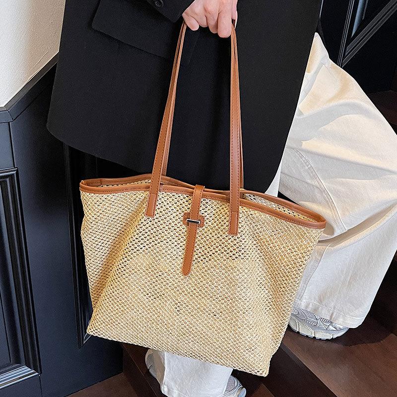 Korean Version of the New Product Niche Design Mori Hollow Straw Woven Tote Bag Large Capacity Casual Versatile Single Shoulder Mother and Child