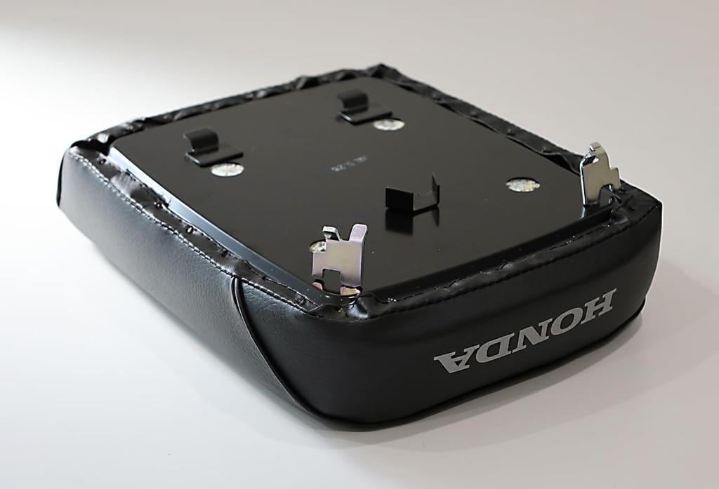 Оригинальное сиденье пассажира Honda для Super Cub 110 Cross Cub 110 тандем HONDA двухместный 77300-GT0-M00