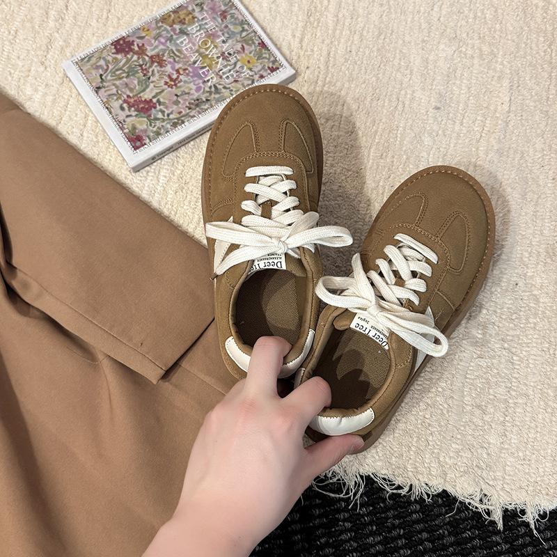 Ретро матовая кожа толстая подошва сочетание цветов немецкие тренировочные туфли женские осень и зима модные на шнуровке повседневные на плоской подошве спортивные туфли хлопок с