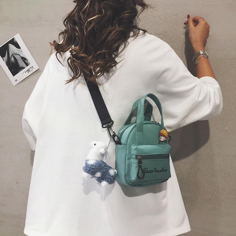 Nylon small bag 2025 new Korean version of fashion letter shoulder bag casual simple sports messenger small square bag tide