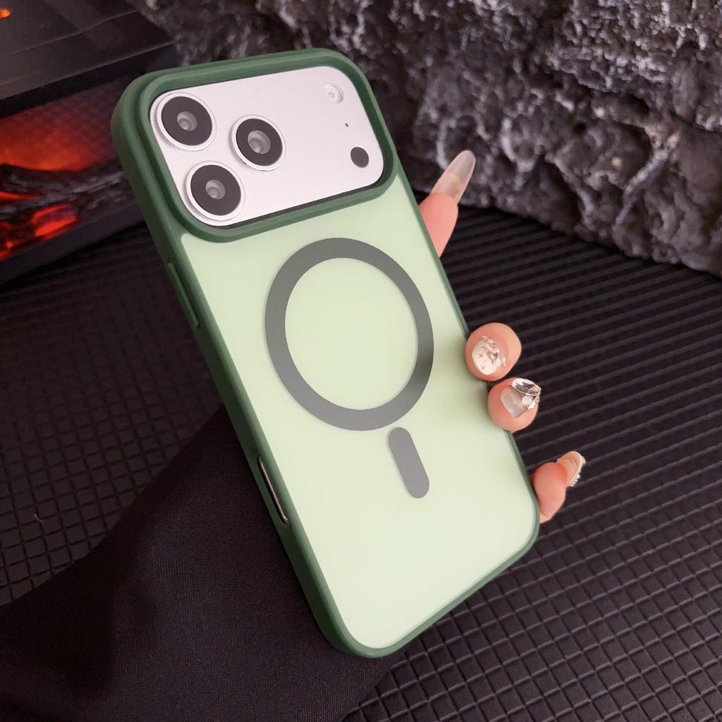 Personalized Color-Block Magnetic Case for iPhone 17 Pro Max