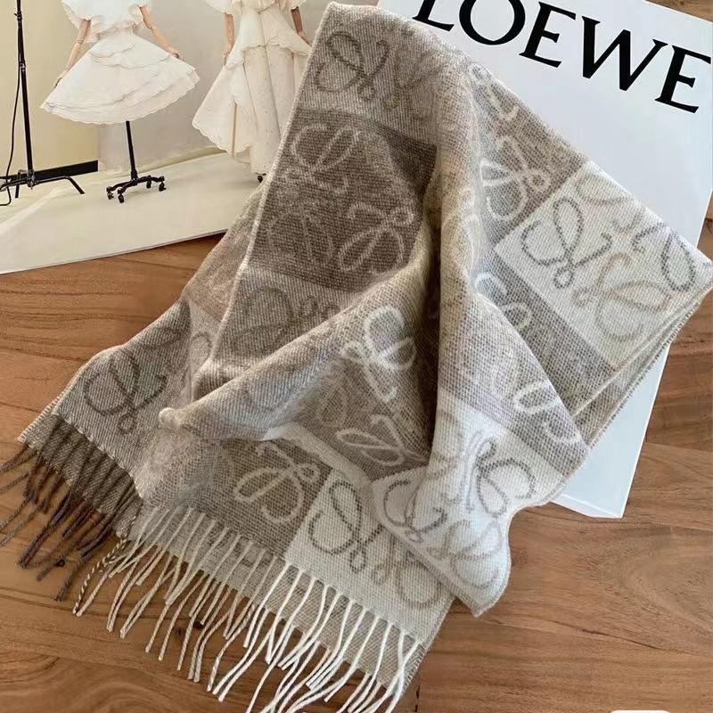 elegant women' scarf for winter warm chic SCARF 180x66 gray-black