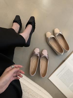 Стильные и красивые, не утомляют, туфли-лодочки на плоской подошве с мелким вырезом, женские, под юбку, для работы