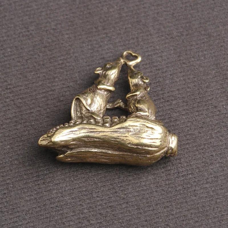 Pure Brass Lion and Mice Love Corn Figurine Car Keychain Pendant Chinese Vintage Lucky Mouse Motorcycle Hanging Jewelry Crafts