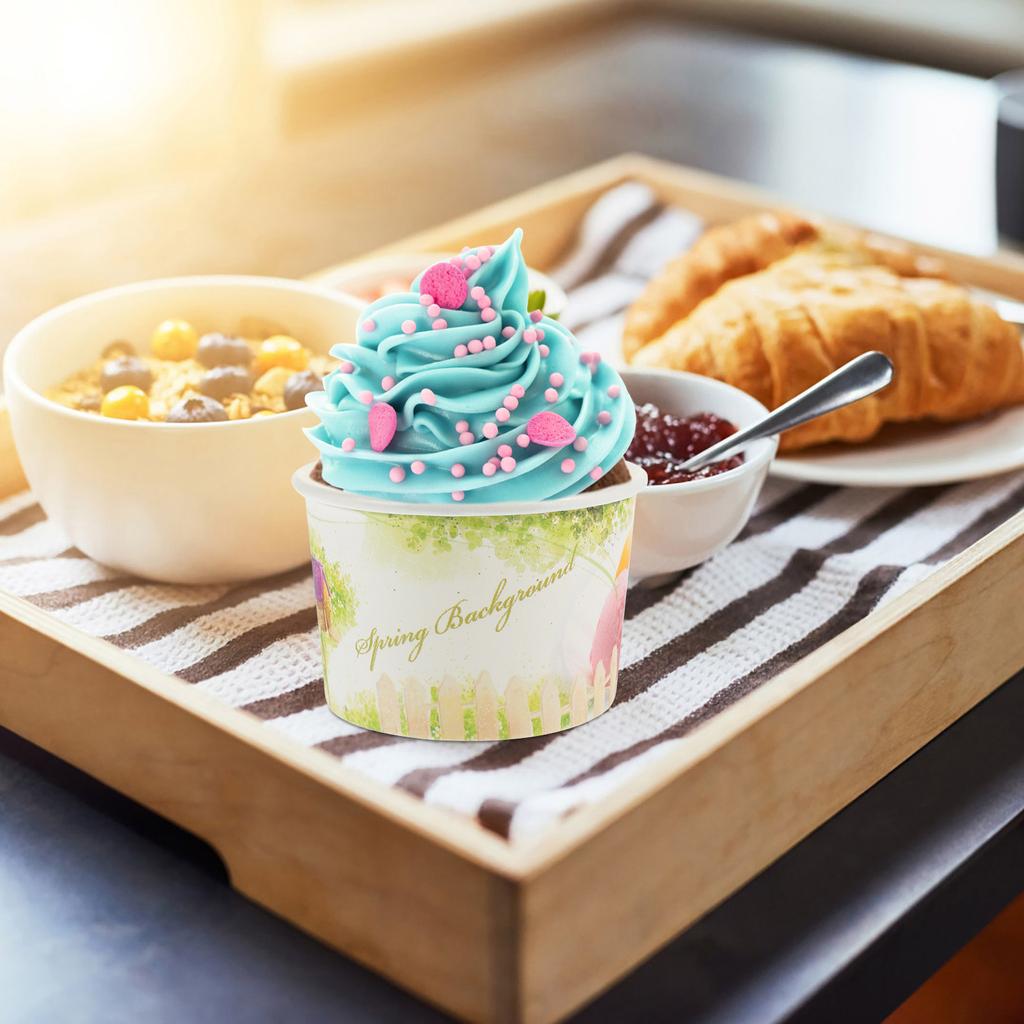 50 шт. одноразовых бумажных стаканчиков для мороженого с крышкой, идеально подходят для десертов, йогурта, торта, холодного супа, пудинга. Еще