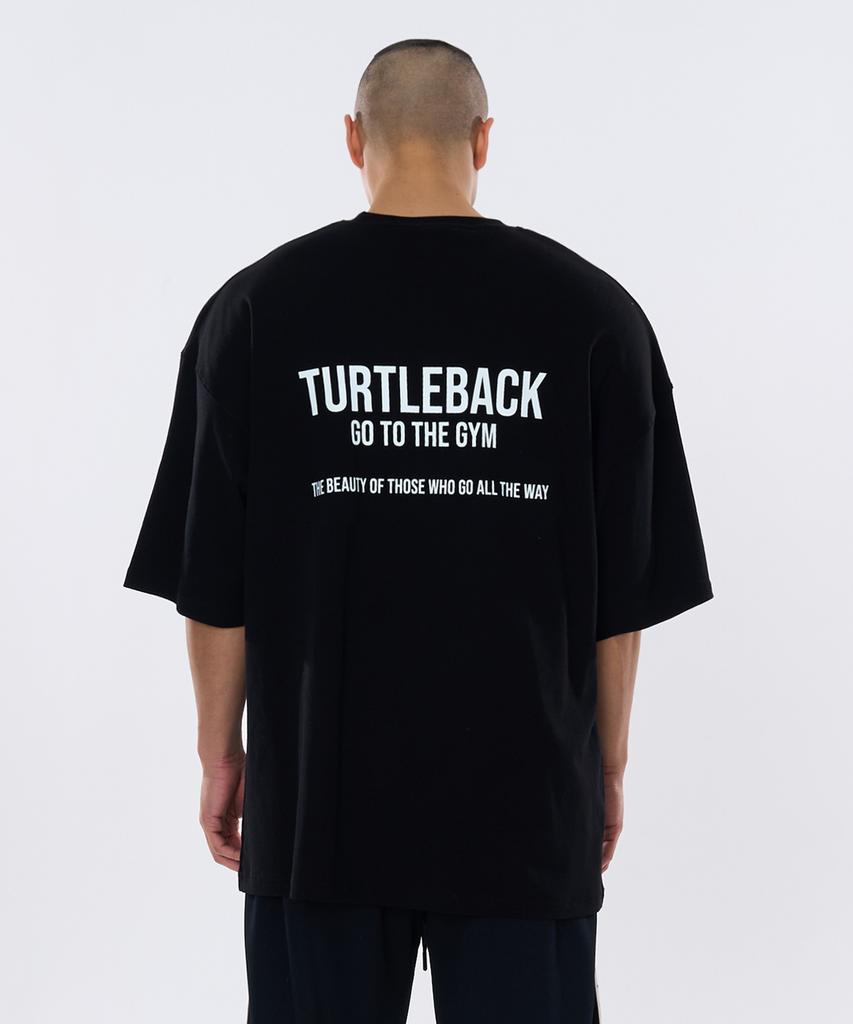 TURTLEBACK Иди в спортзал Оверсайз Короткий рукав (черный)