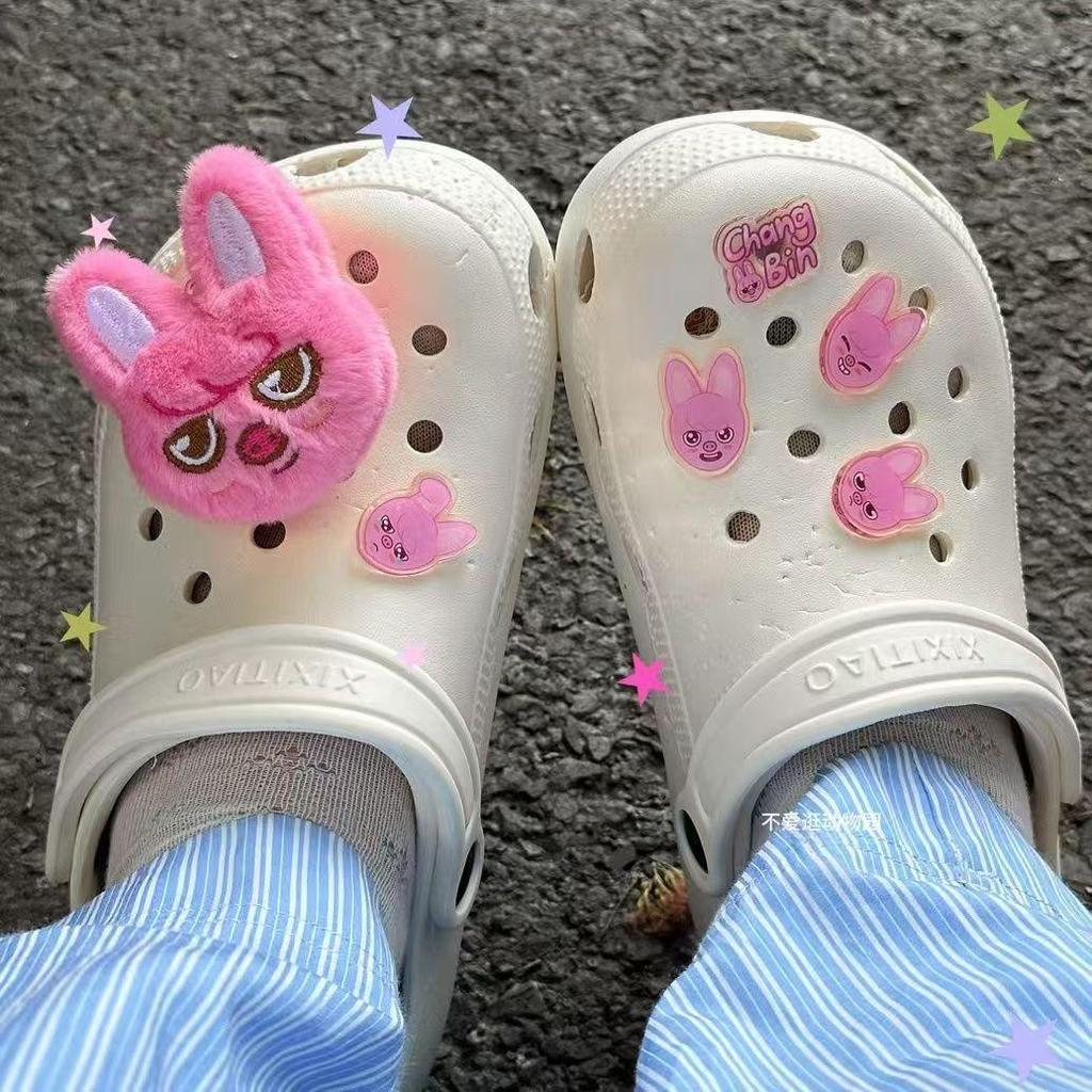 Stray Kids Аксессуары Crocs,17 шт.