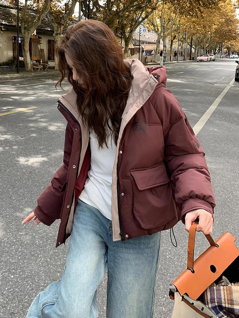 Женская короткая теплая зимняя куртка с капюшоном