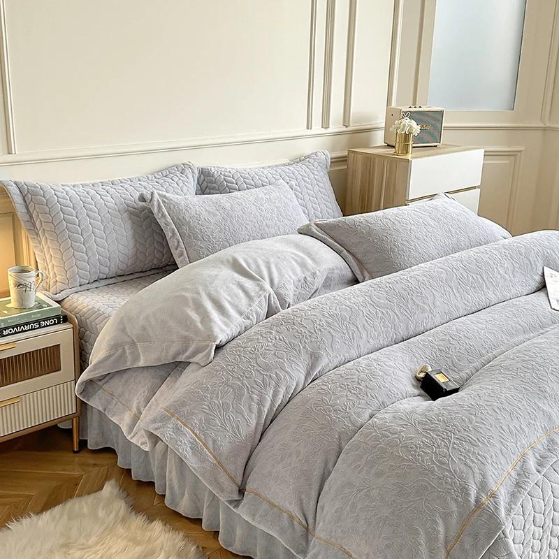 Новый молочный флис 2025 года, трехмерная резная стеганая кровать, комплект из четырех предметов, пушистый и дышащий