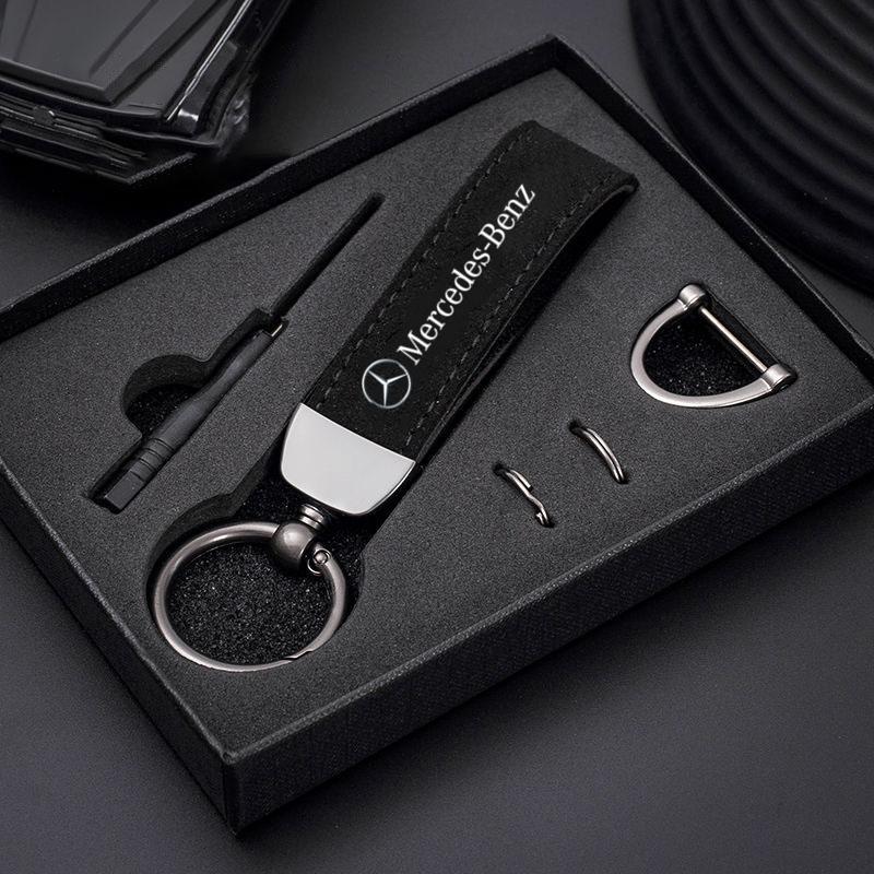 CQQ1 1pcs Leather Car Styling Badge Pendant 4s Shop Gifts Auto keychain For Mercedes Benz W211 W203 W204 W210 W124 AMG W202 CLA W212