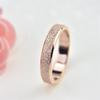 Женское простое пескоструйное обручальное кольцо из титановой стали с полированными краями
