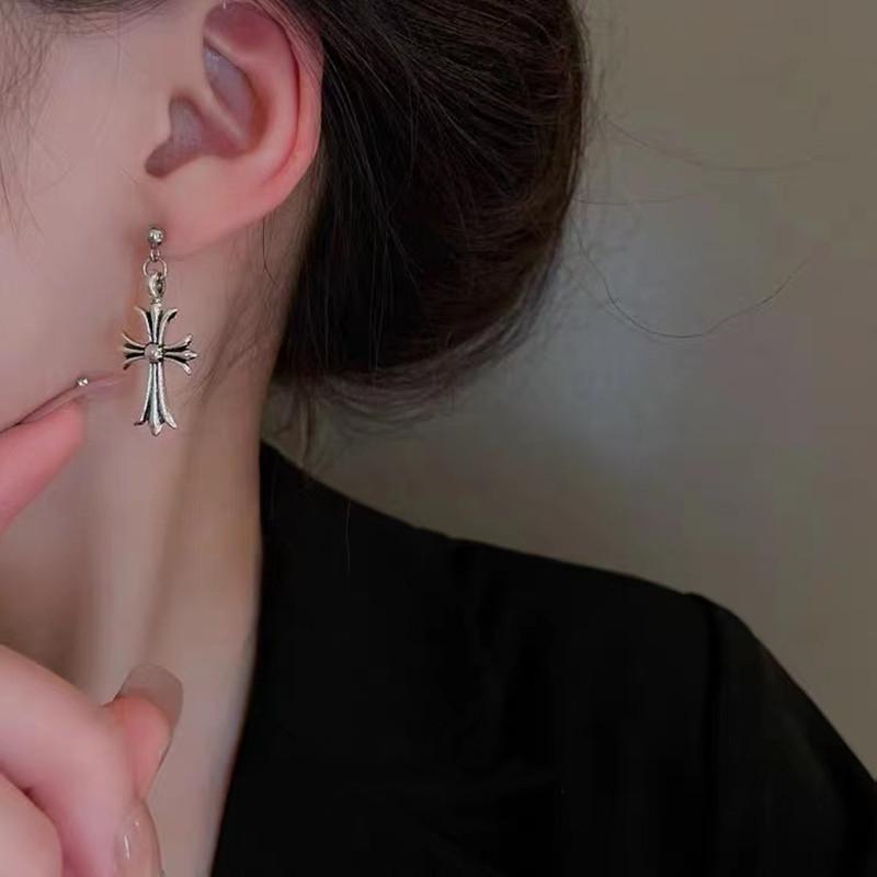 Серебряная Игла Новый Сладкий Прохладный Ветер Крестообразные Серьги Нишевые Индивидуальные Серьги-Гвоздики Холодный Ветер Серьги Модные Серьги с Характером Женские
