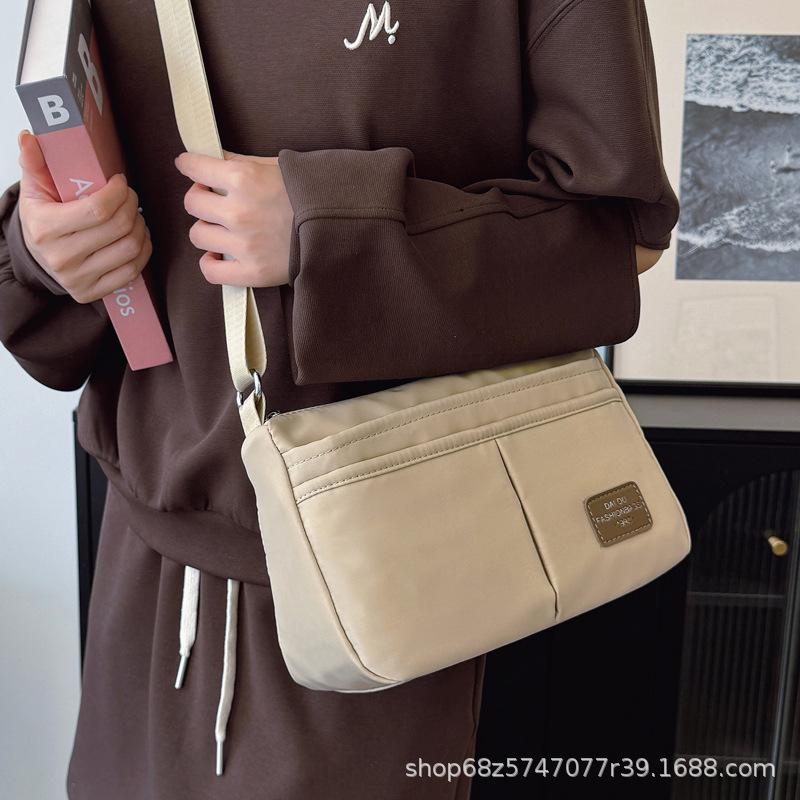 Large Capacity Bag Women's 2025 Casual Double Pocket Canvas Bag New Commuter Shoulder Bag Messenger Bag Women's Cloth Bag