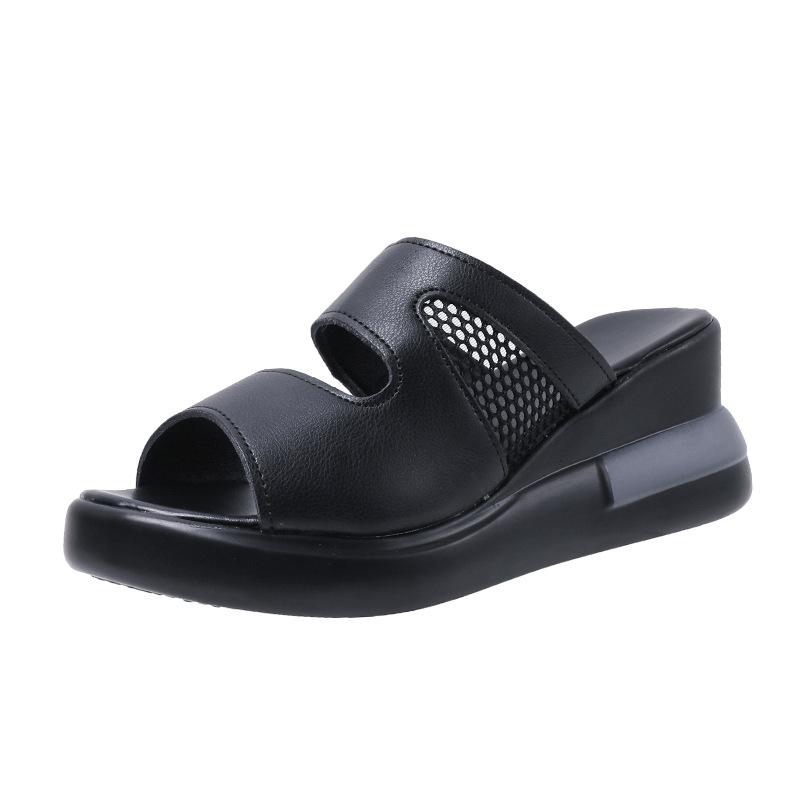 Шлепанцы на танкетке женские 2025 лето новые высокий каблук толстая подошва шлепанцы на одном ремешке для улицы с открытым носком женские крутые шлепанцы женские