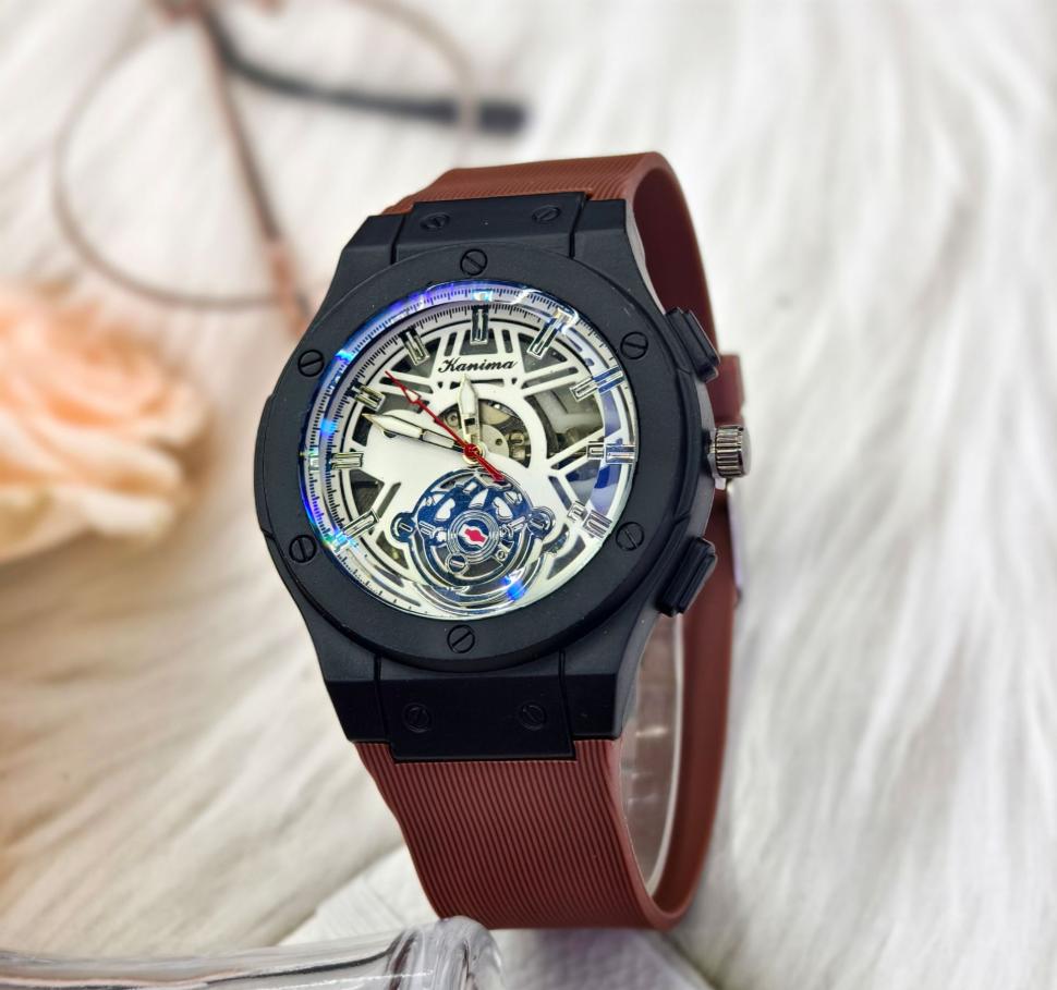 New Fashion Man Luxury Hollow Silicone Watch Men Business Quartz Watches Students Sports Wrist Watches For Gifts Reloj Hombre