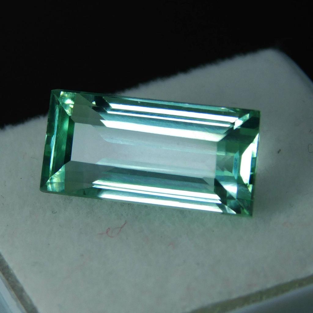 Natural 10 Ct Emerald Cut Loose Gemstone Bluish Green Sapphire