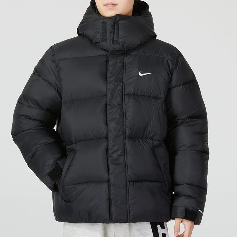 Nike Мужская черная утепленная пуховая куртка с капюшоном DQ4921-010