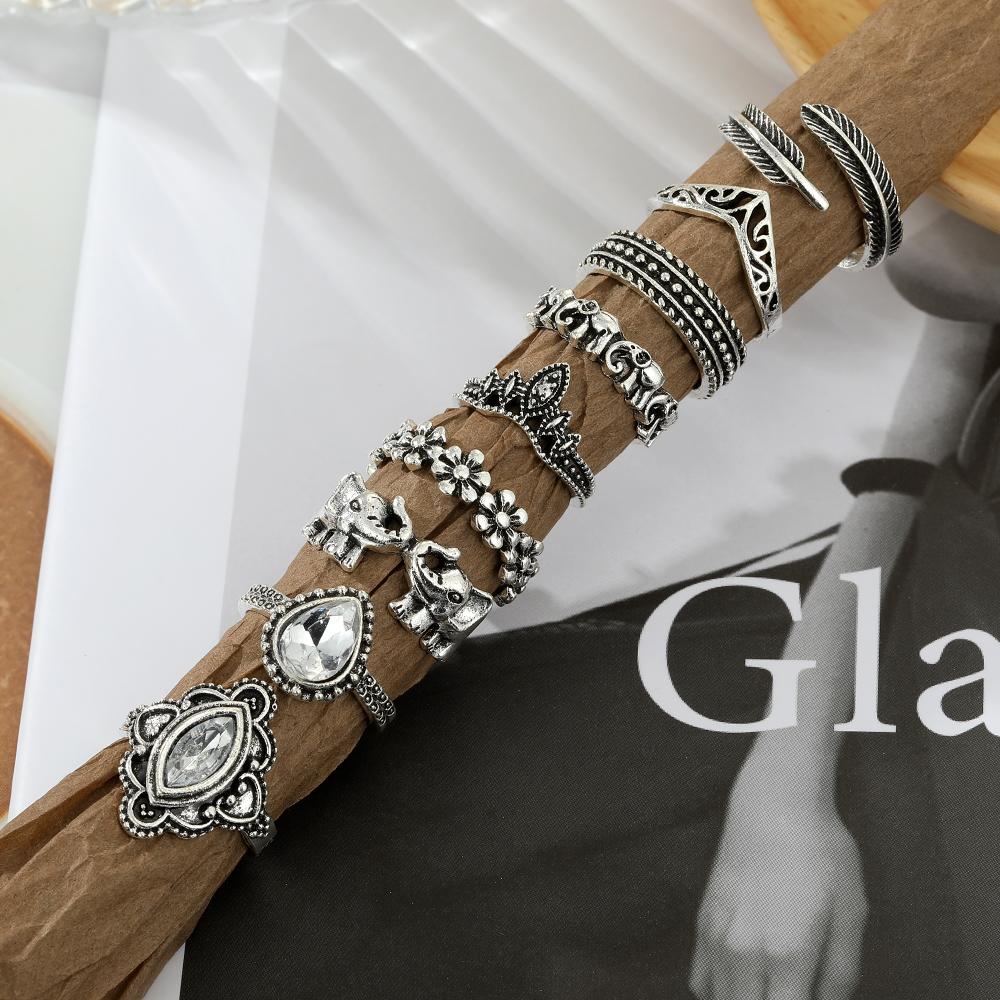 Благородное элегантное винтажное кольцо с бриллиантом, женские ювелирные изделия, универсальные аксессуары, модный комплект очаровательных колец