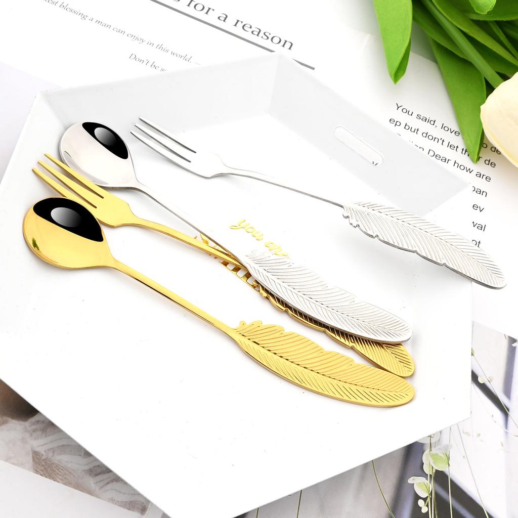 Креативная ложка, рождественский подарок, красочная ложка из нержавеющей стали 304 с узором из перьев, ложка для чая, кофе, кухонные аксессуары, посуда