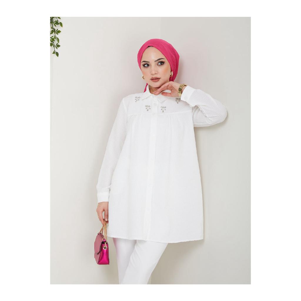 Женская туника в хиджабе с воротником рубашки