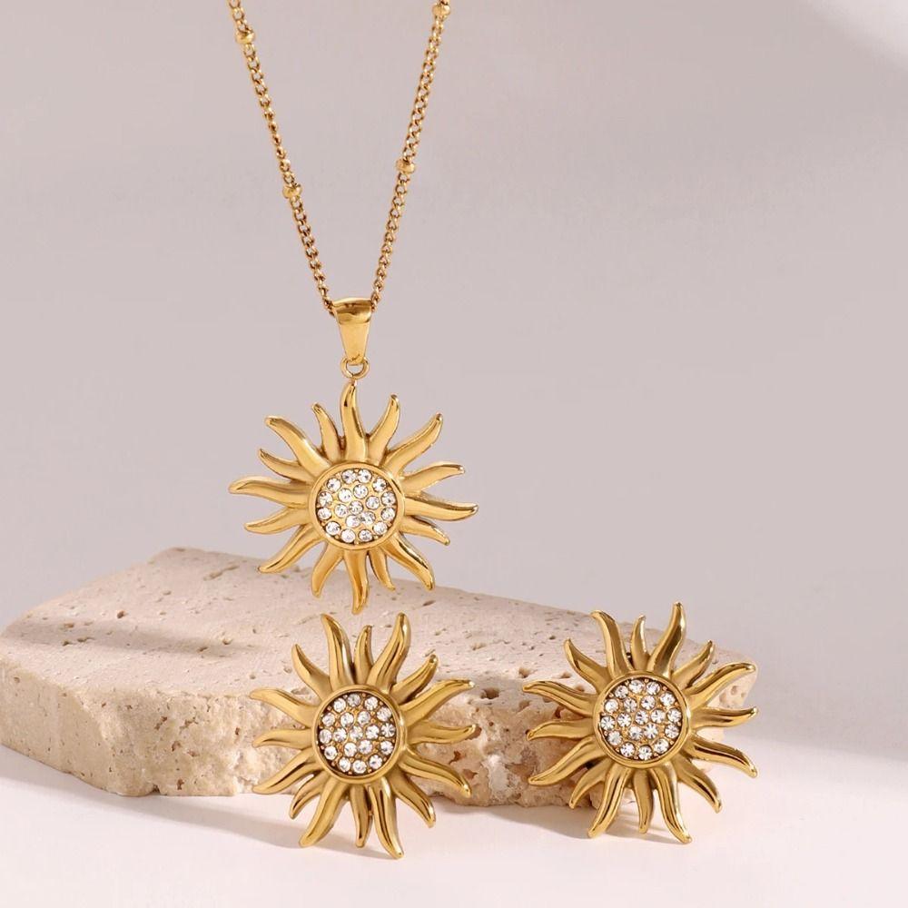 Stainless Steel Gold Plated Clavicle Chain Gold Color Sun Flower Geometric Neck Chain Women