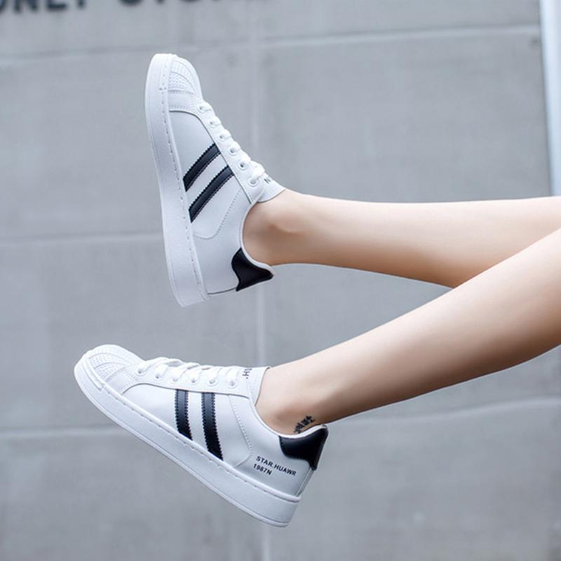 2022 Весна Женские Кроссовки Повседневные Спортивные Белые Туфли Плоские Кроссовки Для Прогулок Вулканизированные Туфли