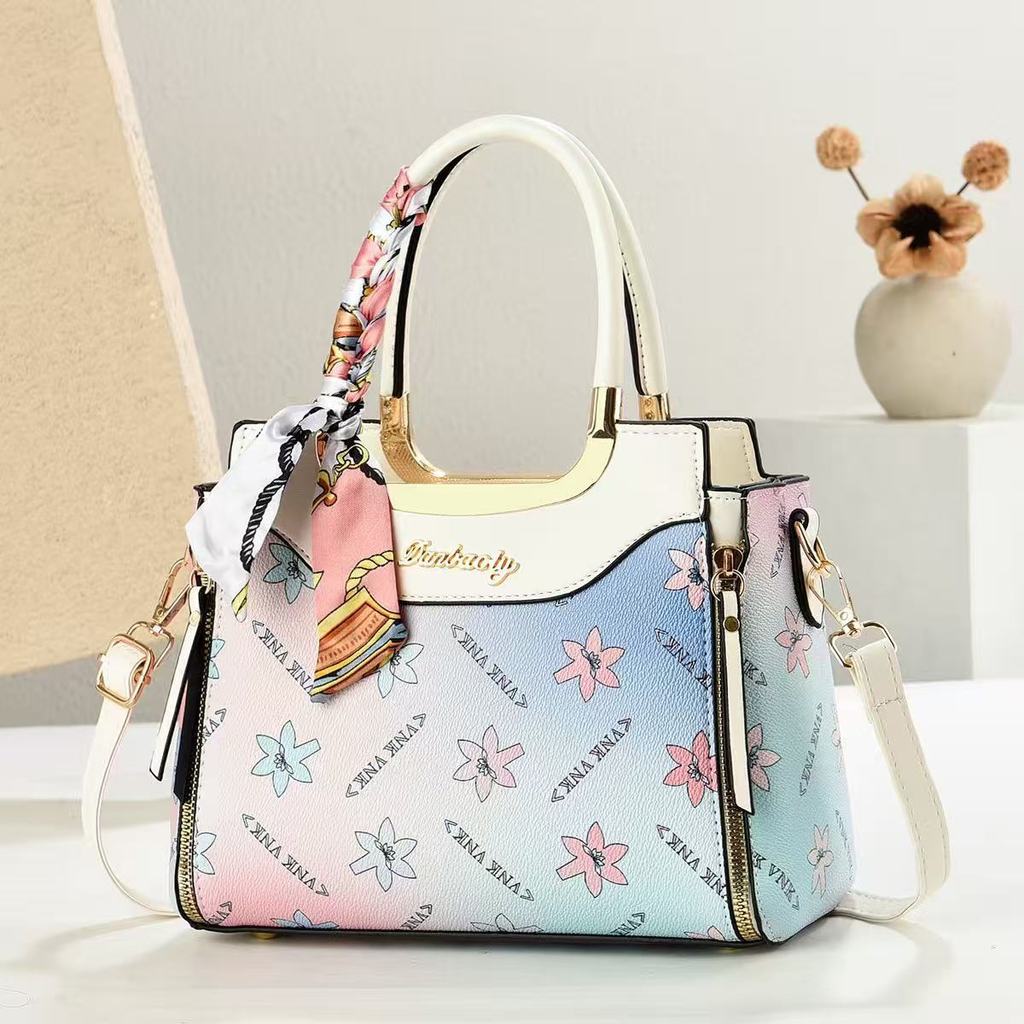 Pu Leather Shoulder Bag With Zipper Closure And Inner Pouch For Work