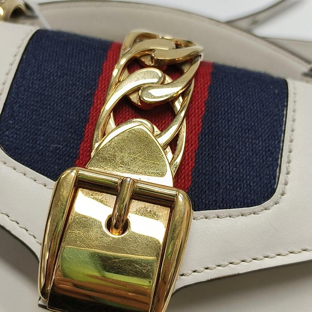 [Pre-Owned] Sylvie Gold Buckle Striped Web Leather Mini Tote Shoulder Crossbody Bag - Fair #1DUN1DC