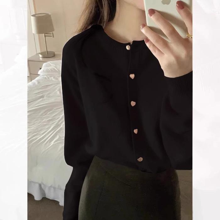 Soft waxy love button knitted cardigan women's autumn and winter gentle top small fragrant wind crew neck sweater short coat