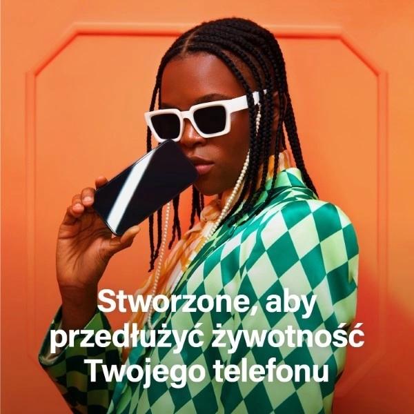 Panzerglass Ultra-Wide Fit Tempered Glass With Positioner For Iphone 15 Pro