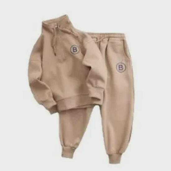 2024 Модный спортивный костюм для мальчиков с толстовкой: Свободный крой для всех размеров, идеально подходит для весны, осени и зимы