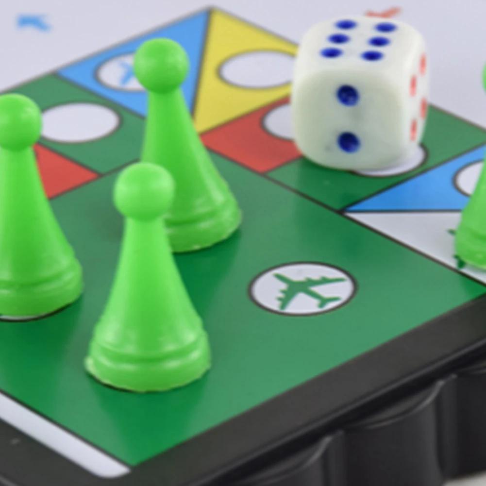 1 комплект Магнитные складные летающие шахматы Коврик для ползания Людо Портативная настольная игра Кемпинг Дорожный игровой набор Аэрошахматы