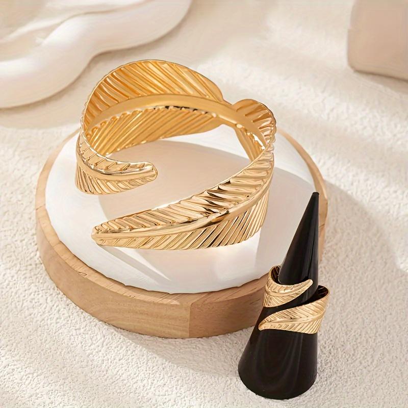 Elegant Women's Golden-Toned Bohemian Bracelet and Ring Set - Minimalist Leaf Design, Versatile Daily Wear Jewelry, All-Season Iron Accessory, Casual