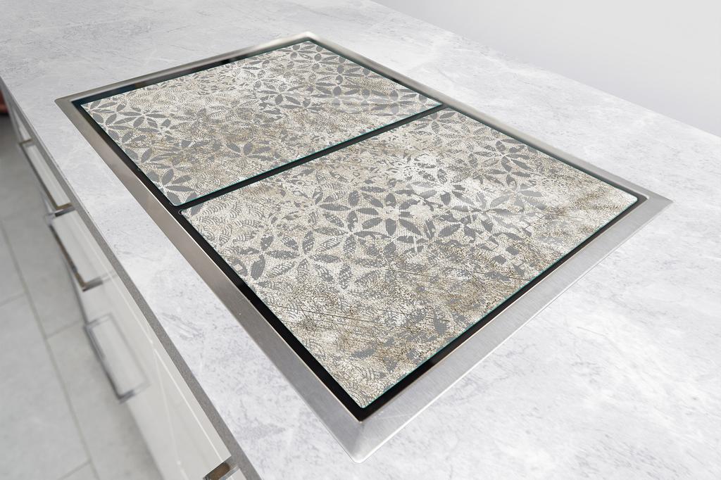 СТЕКЛЯННАЯ ЗАЩИТНАЯ ПАНЕЛЬ ДЛЯ КУХНИ 2x35x52 СЕРАЯ